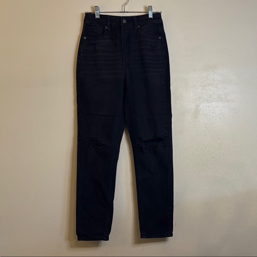 American Eagle Outfitters Mom Jeans - Picture 2 of 5